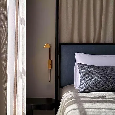 Amyth Of Hotel